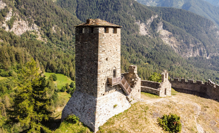 Castello di Graines, Italy
